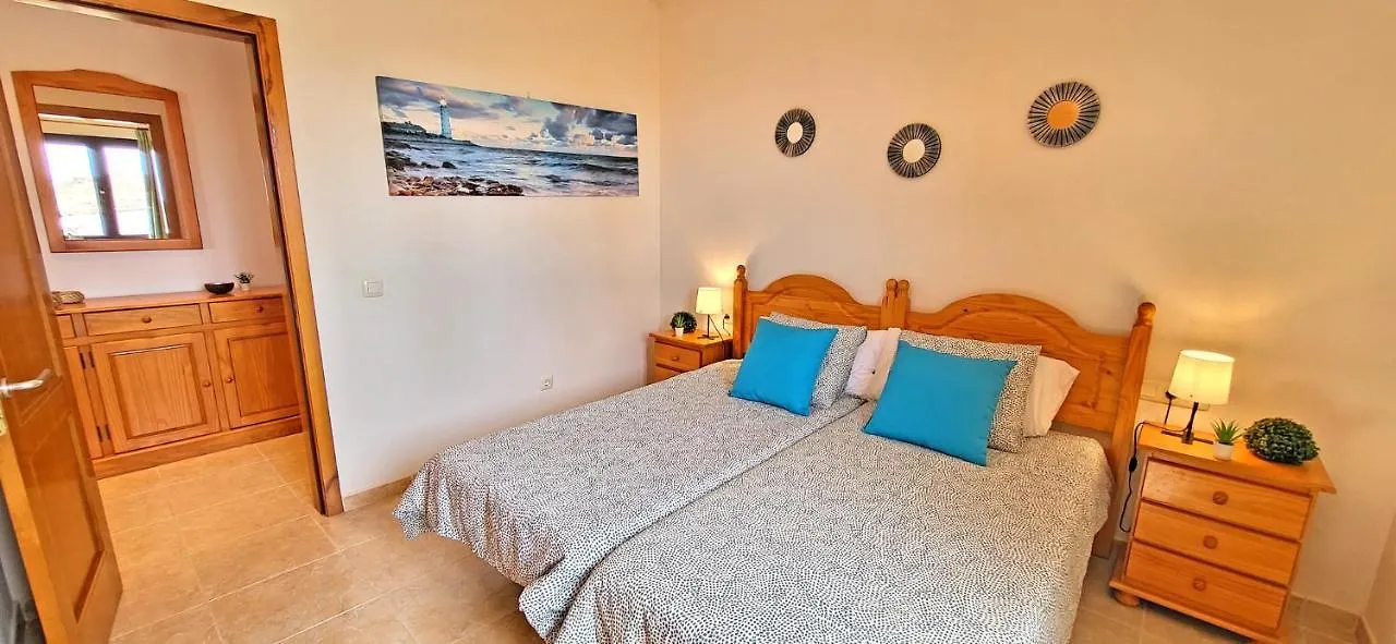 Holiday Flat Blue Ocean, Beachfront, Sea View, 1 Bedroom, Livingroom, Fast Internet Costa Calma 0*,  Spanje